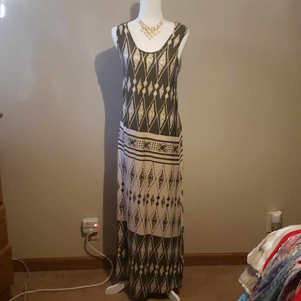 Mesh back maxi dress